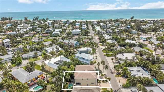 215 81ST STREET, Holmes Beach, FL 34217