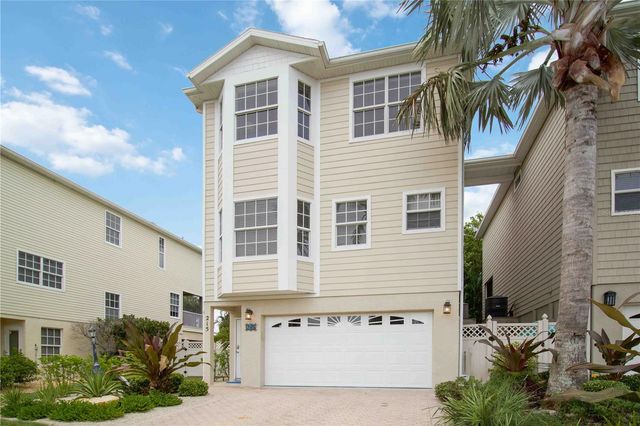215 81ST STREET, Holmes Beach, FL 34217