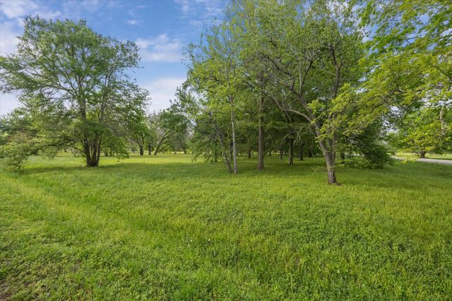 Lot 7 TBD Wagon Road, Wallis, TX 77485