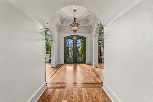 133 Noyant Drive, Little Rock, AR 72223