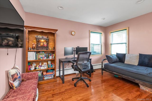 13 Prospect Street, Hicksville, NY 11801