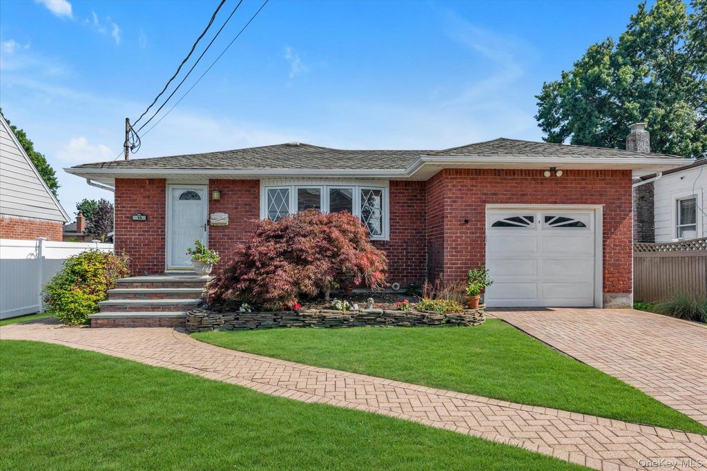 13 Prospect Street, Hicksville, NY 11801