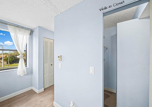 10466 Sunrise Lakes Boulevard 312, Sunrise, FL 33322