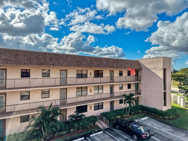 10466 Sunrise Lakes Boulevard 312, Sunrise, FL 33322