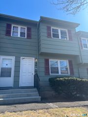 5 Ridge Road 10, Naugatuck, CT 06770