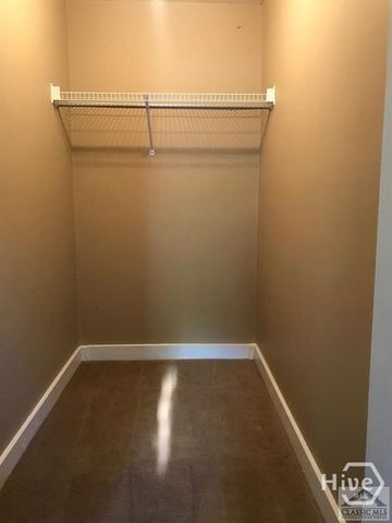 135 Lillian Drive, Athens, GA 30606