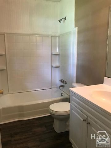 135 Lillian Drive, Athens, GA 30606