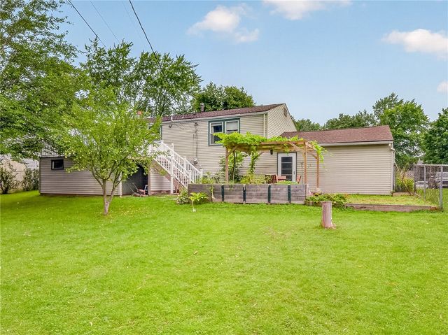 26 Spicewood Lane, Chili, NY 14624
