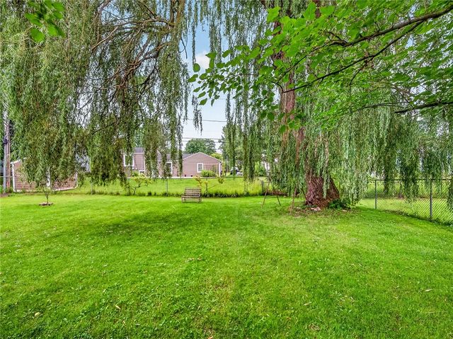 26 Spicewood Lane, Chili, NY 14624