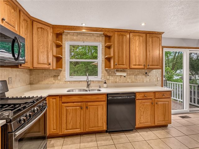 26 Spicewood Lane, Chili, NY 14624