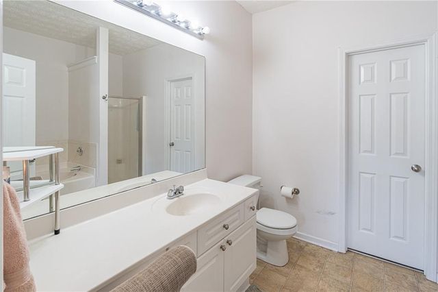 4834 Zephyr Cove Place, Flowery Branch, GA 30542