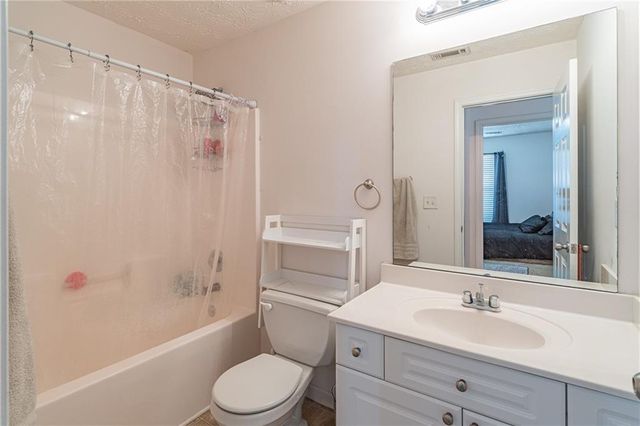 4834 Zephyr Cove Place, Flowery Branch, GA 30542