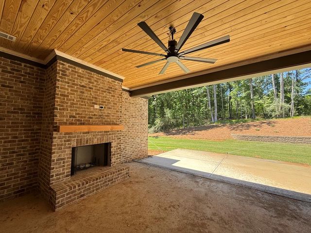 6013 Long Branch Court, Midland, GA 31820
