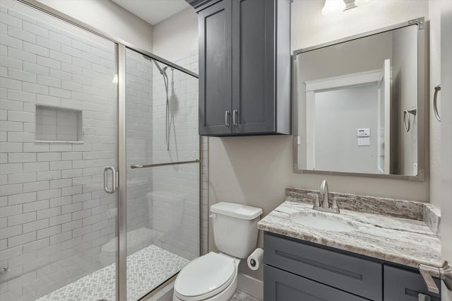 207 Wilson Street, Lake Dallas, TX 75065