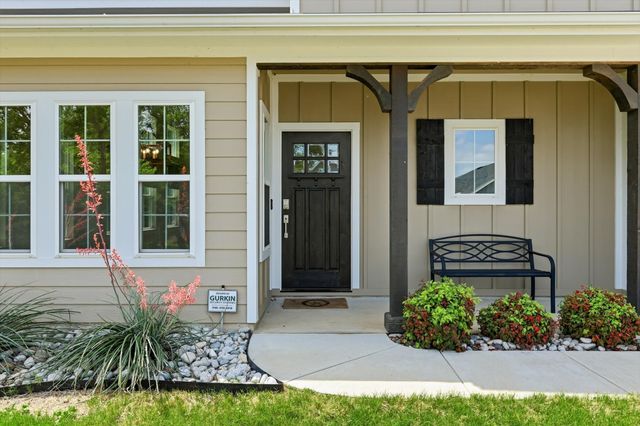 207 Wilson Street, Lake Dallas, TX 75065