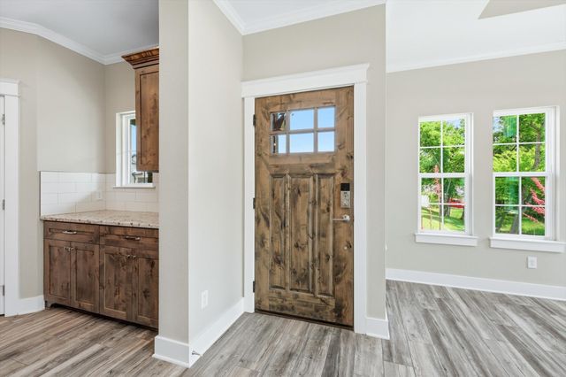 207 Wilson Street, Lake Dallas, TX 75065