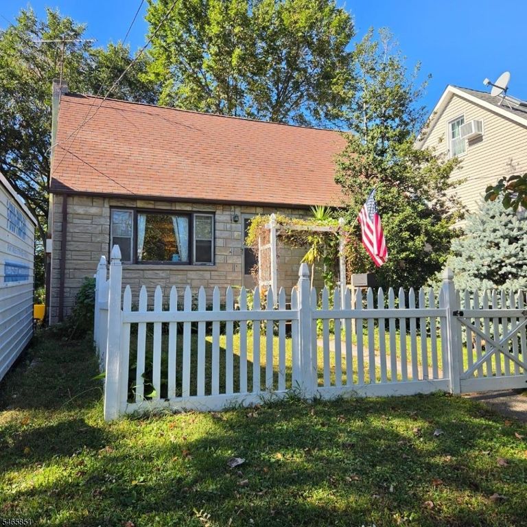 1940 Rutherford St, Rahway City, NJ 07065 — exterior