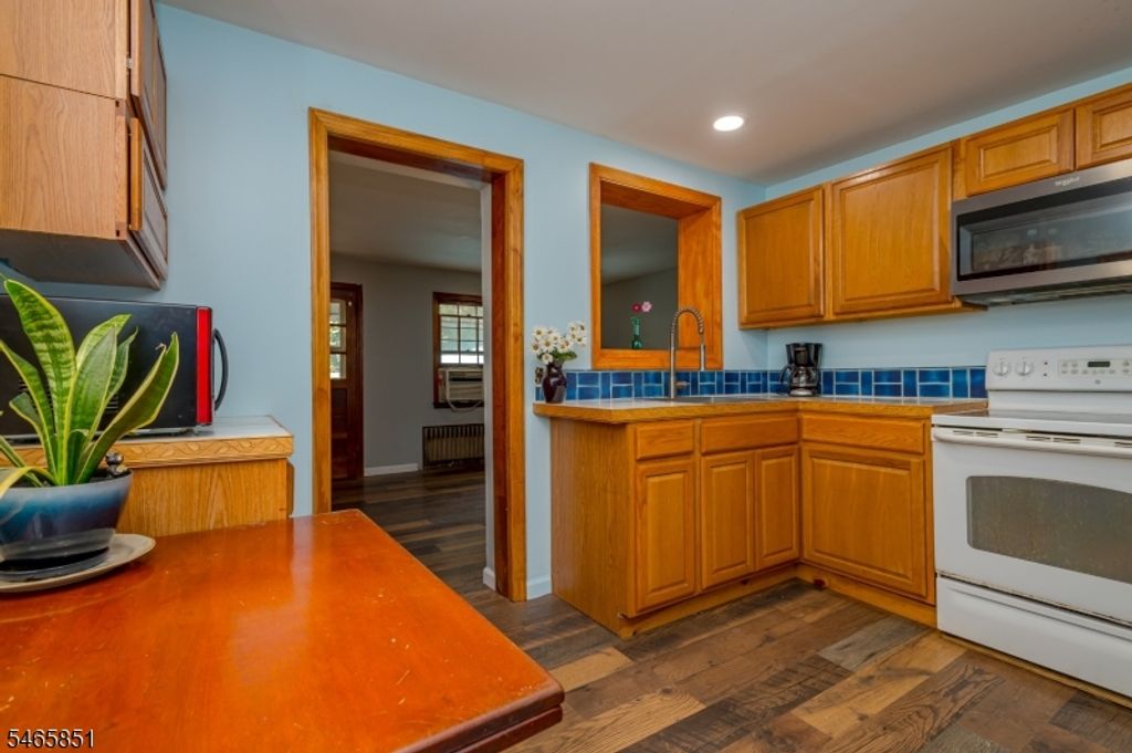 1940 Rutherford St, Rahway City, NJ 07065 — photo 5