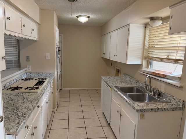 3253 Millmar Drive, Dallas, TX 75228