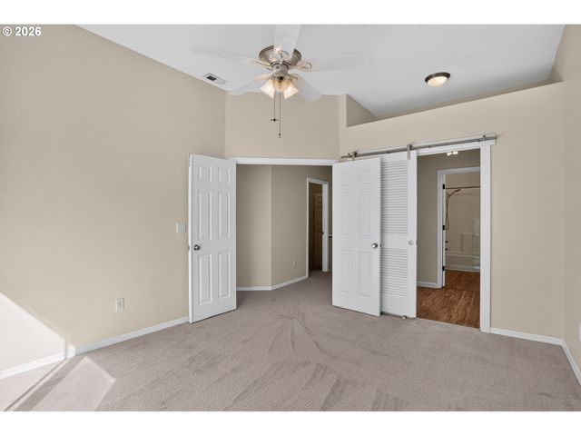 1352 Sw BINFORD LAKE Pkwy, Gresham, OR 97080