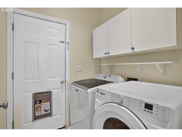 1352 Sw BINFORD LAKE Pkwy, Gresham, OR 97080