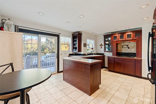 1251 S Yew Street, Centralia, WA 98531