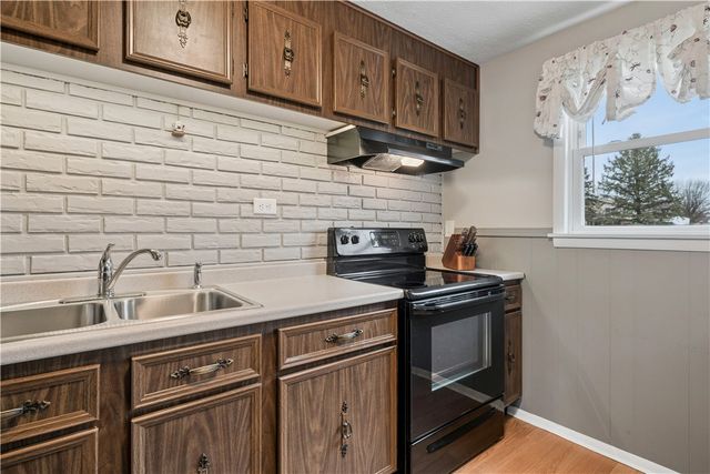 314 Hopi Drive, Hempfield Twp, PA 15601