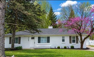 21063 Mada Avenue, Southfield, MI 48075