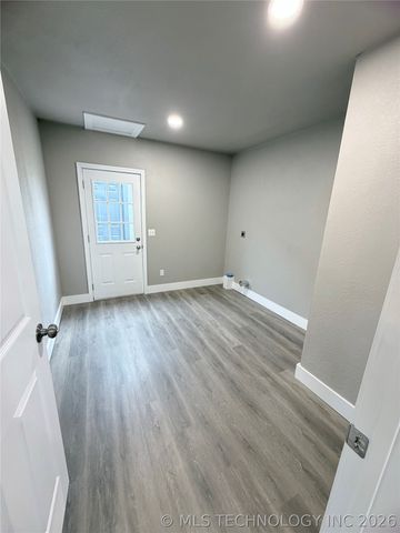 2203 S Poplar Street, Sapulpa, OK 74066