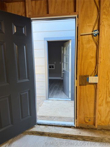 2203 S Poplar Street, Sapulpa, OK 74066