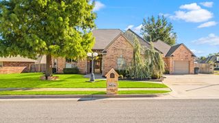 9604 Honeysuckle Road, Oklahoma City, OK 73159