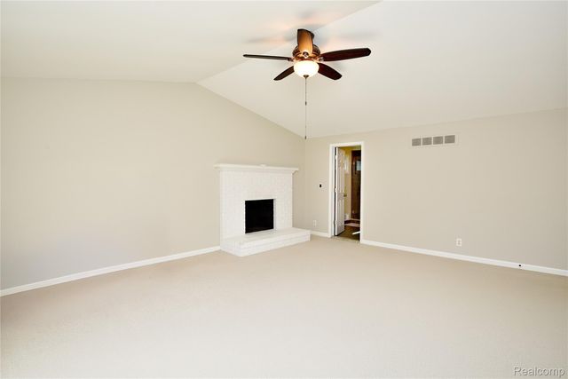 1325 Royal Crescent Street, Rochester Hills, MI 48306