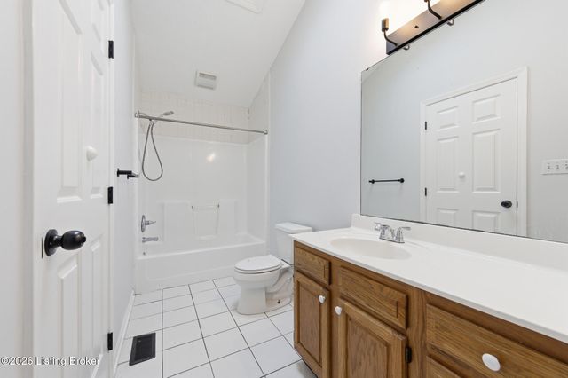 1612 Pershing Ave, Louisville, KY 40242