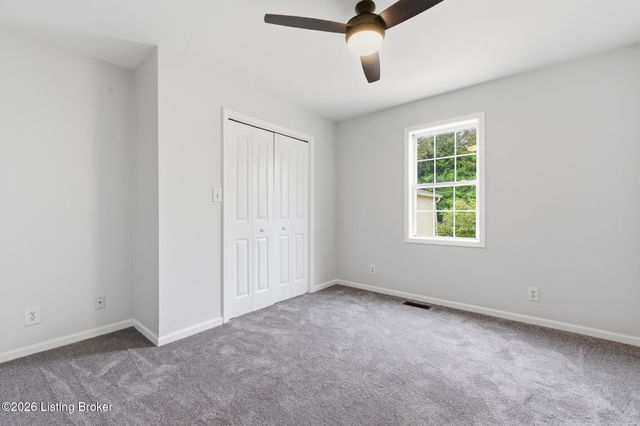 1612 Pershing Ave, Louisville, KY 40242