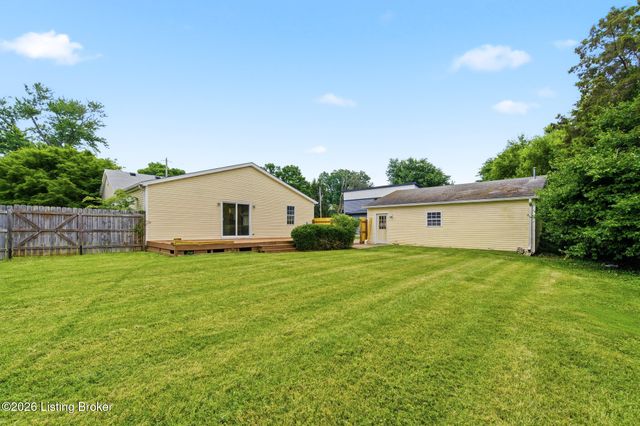 1612 Pershing Ave, Louisville, KY 40242