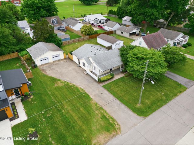 1612 Pershing Ave, Louisville, KY 40242