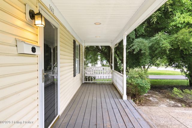 1612 Pershing Ave, Louisville, KY 40242