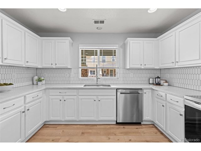 10466 Garland Dr, Broomfield, CO 80021