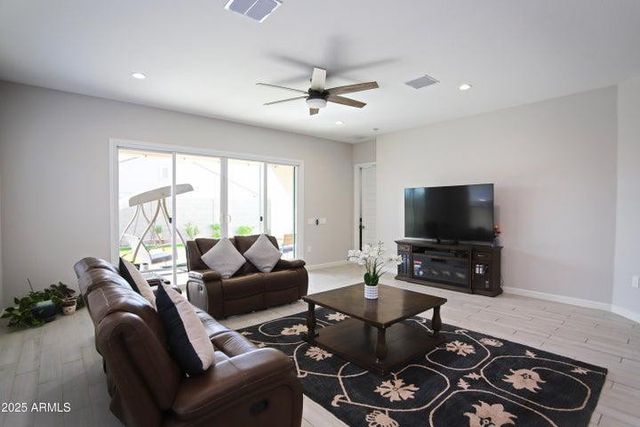 10549 W Albert Lane, Peoria, AZ 85382