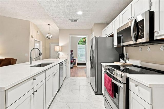 146 Pinebrook Drive, Waleska, GA 30183