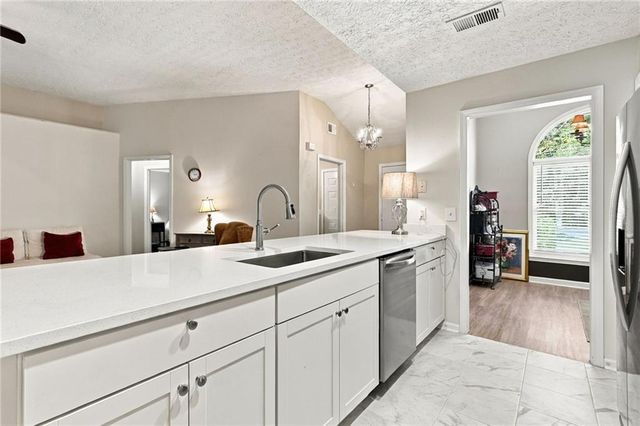 146 Pinebrook Drive, Waleska, GA 30183