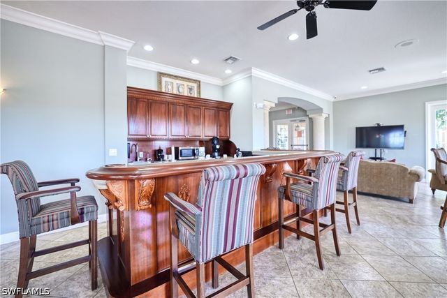 1830 Florida Club CIR 4304, Naples, FL 34112