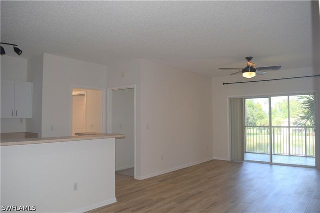 1830 Florida Club CIR 4304, Naples, FL 34112