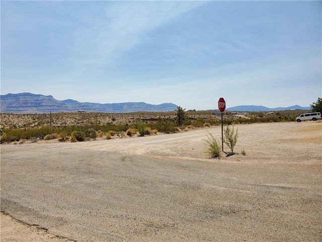 365 E Haystack Drive, Meadview, AZ 86444