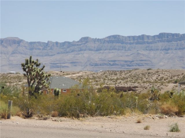365 E Haystack Drive, Meadview, AZ 86444