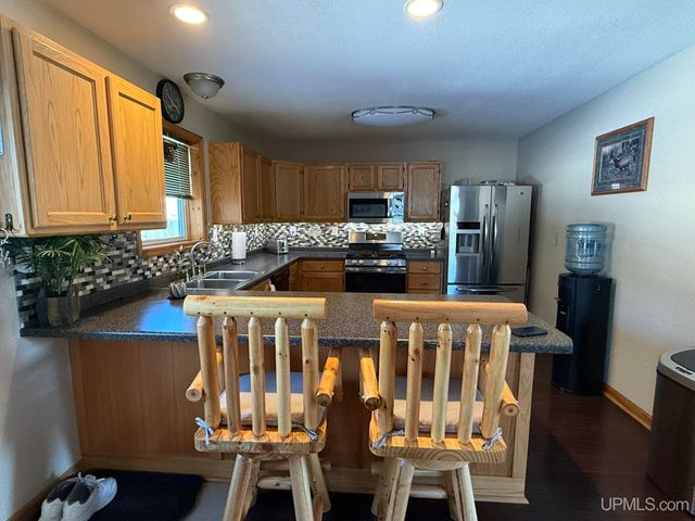 916 Coolidge Avenue, Kingsford, MI 49802