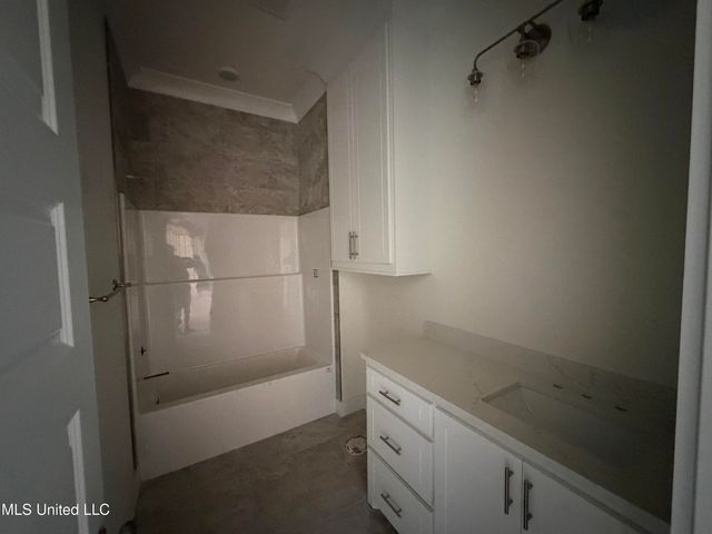 413 Lennon Lane, Brandon, MS 39047