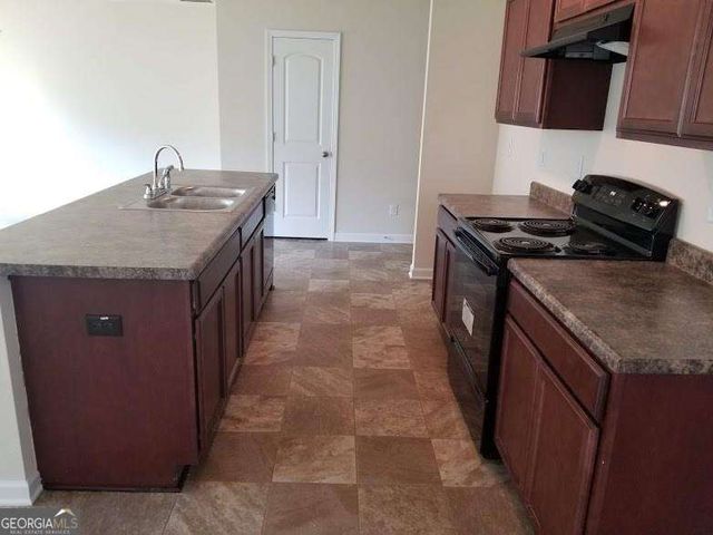 1578 Onalee Drive, Hampton, GA 30228