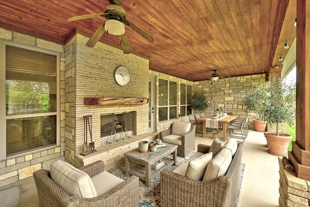 140 Winchester RD, Bastrop, TX 78602