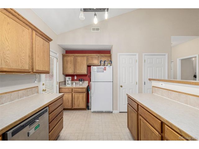 2002 Ance St, Strasburg, CO 80136